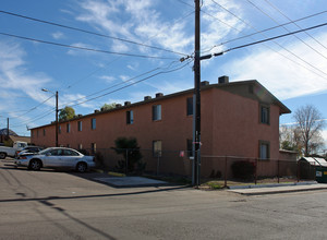 Sunny Haven Apartments in Phoenix, AZ - Building Photo - Building Photo