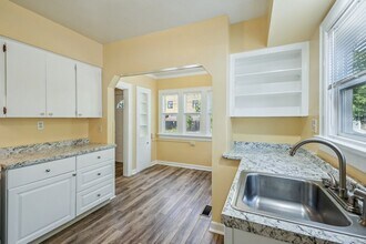5526 N Delaware Ave in Portland, OR - Building Photo - Building Photo
