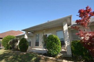 10709 Whitestone Ranch Rd in Benbrook, TX - Building Photo - Building Photo