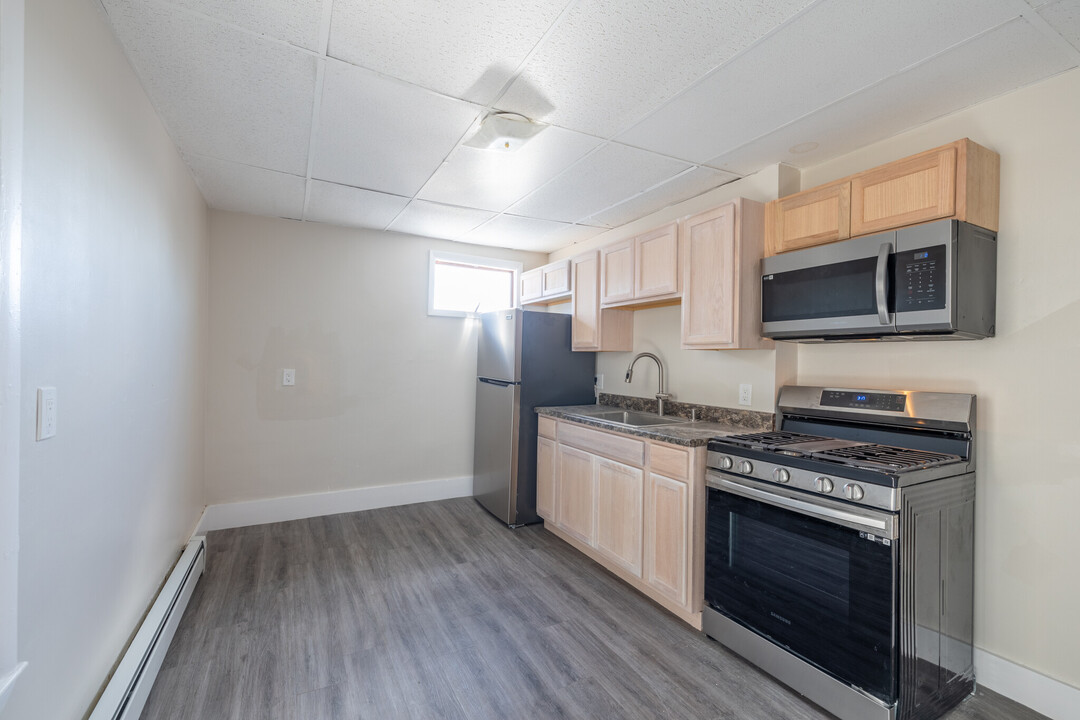 482 Broadway, Unit #2 in Somerville, MA - Foto de edificio