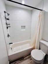 322 W 66th St in Los Angeles, CA - Building Photo - Building Photo