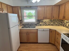 270 Kenridge Rd, Unit B in Fairlawn, OH - Building Photo - Building Photo
