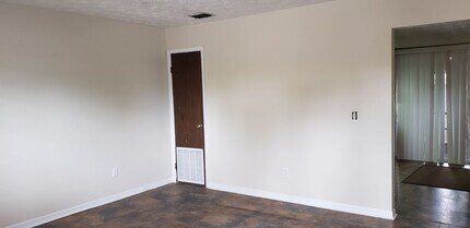 7208 Parker School Rd in Jacksonville, FL - Building Photo - Building Photo