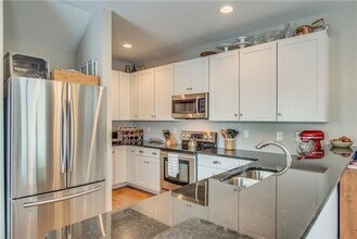 4703B Illinois Ave in Nashville, TN - Building Photo - Building Photo