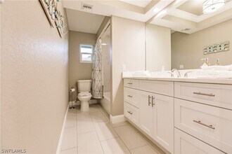 1424 Windsor Ct in Cape Coral, FL - Building Photo - Building Photo