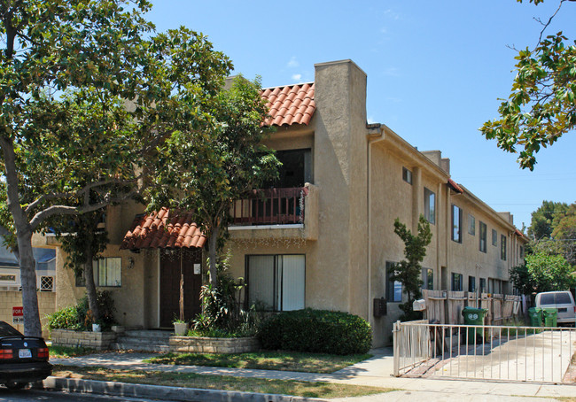 3867 Huron Ave in Culver City, CA - Building Photo - Building Photo