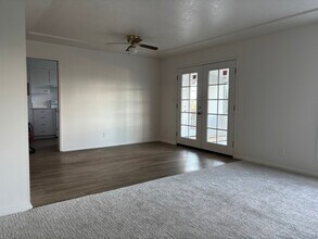 2145 Webb St in West Linn, OR - Building Photo - Building Photo