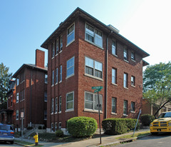 3138 Bishop St Apartments