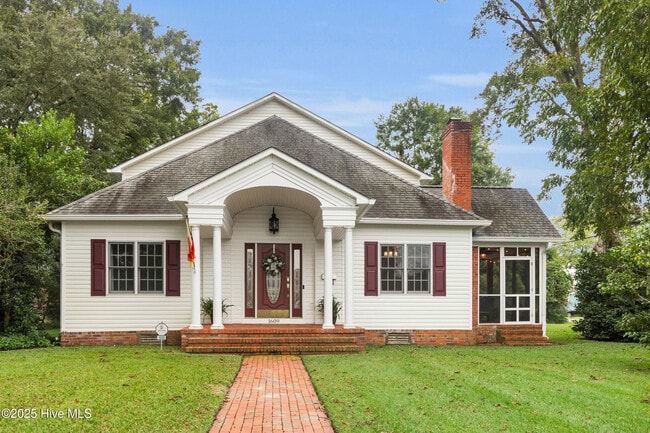 1609 Lucerne Way in New Bern, NC - Building Photo - Building Photo