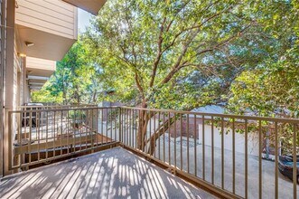 4225 McKinney Ave in Dallas, TX - Building Photo - Building Photo