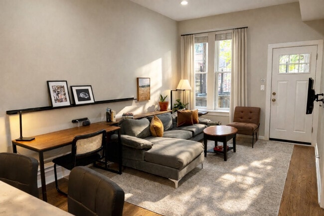 736 N Throop St, Unit SI ID1379065P