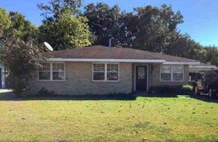 1218 Kabel Dr in New Orleans, LA - Building Photo