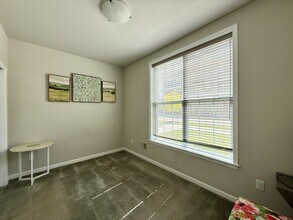 2731 S Spurway Dr in Ann Arbor, MI - Building Photo - Building Photo