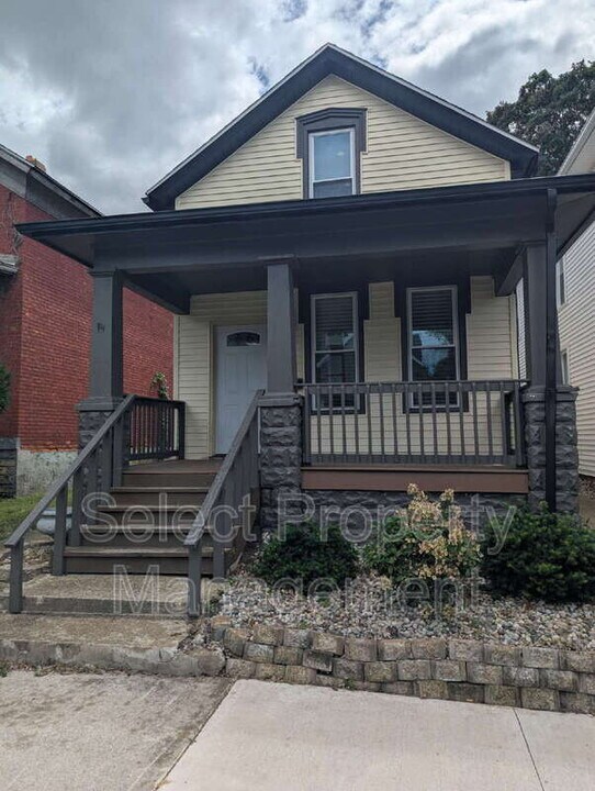 601 Lavina St in Fort Wayne, IN - Building Photo