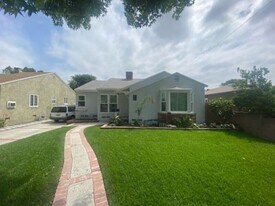 626 N Sparks St in Burbank, CA - Building Photo