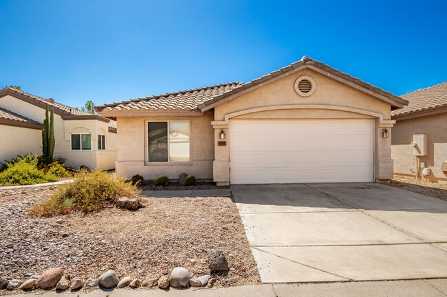 property at 3041 E Wahalla Ln