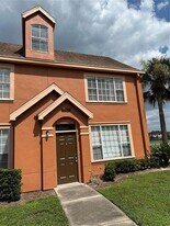 10534 White Lake Ct in Tampa, FL - Building Photo