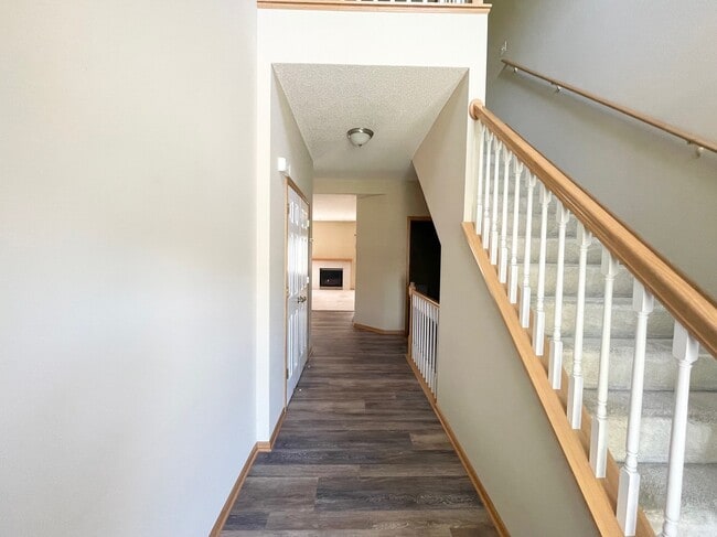 18559 Tyler St NW in Elk River, MN - Building Photo - Building Photo