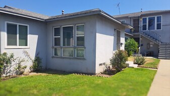 712 1/2 W Redondo Beach Blvd, Unit # 712 1/2 in Gardena, CA - Building Photo