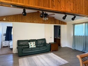 2285 Wilmhurst Rd in DeLand, FL - Building Photo - Building Photo