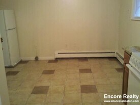 10 Wait St, Unit 302 in Boston, MA - Building Photo