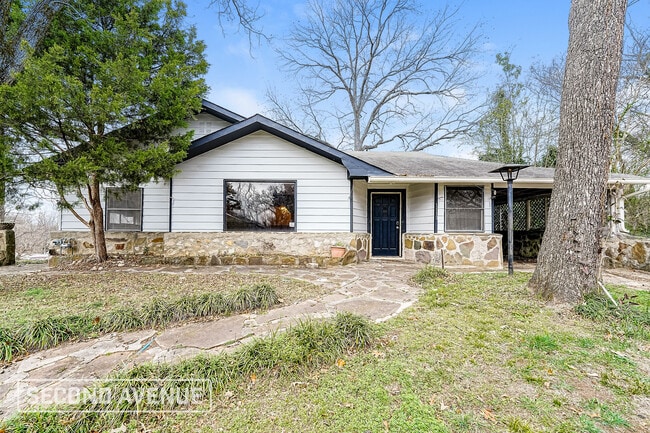 property at 1110 9th Ave