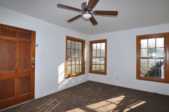 2808-2810 Halbert St in Fort Worth, TX - Building Photo - Building Photo