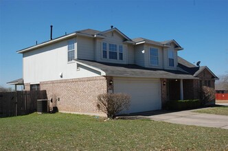 1409 Vanilla Bean Dr in Pflugerville, TX - Building Photo - Building Photo