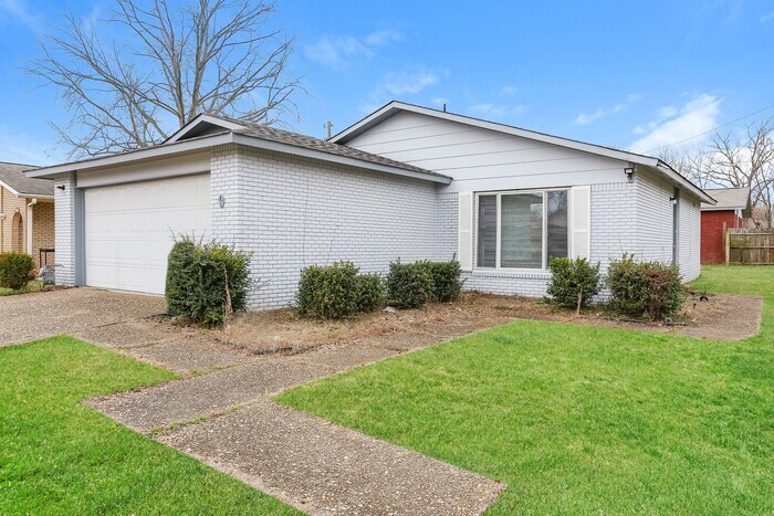 9 Villas Dr in North Little Rock, AR - Building Photo
