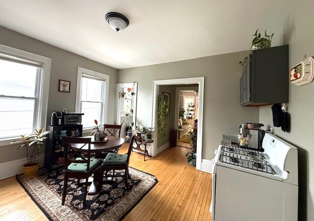 919 E Clarke St, Unit 3 in Milwaukee, WI - Building Photo - Building Photo