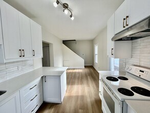 157 Hess St S in Hamilton, ON - Building Photo - Building Photo