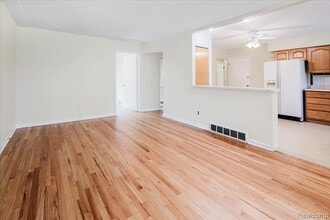 11809 Meteor Dr in Sterling Heights, MI - Building Photo - Building Photo