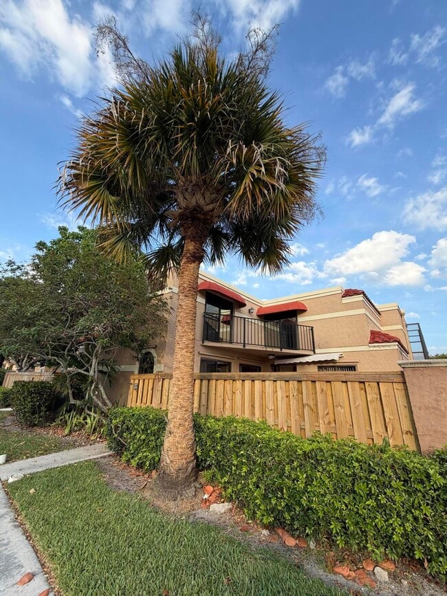 property at 8273 Thames Blvd