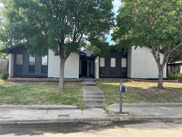 1319 Starshadow Dr in Richardson, TX - Building Photo