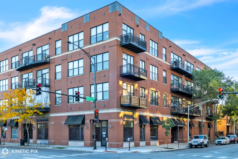 1 S Leavitt St in Chicago, IL - Foto de edificio