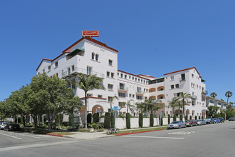 The Sovereign in Santa Monica, CA - Foto de edificio - Primary Photo