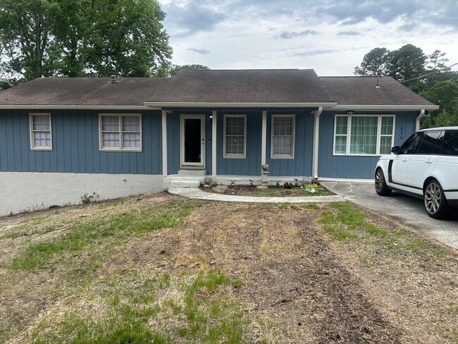 property at 4170 Etowah Dr SE