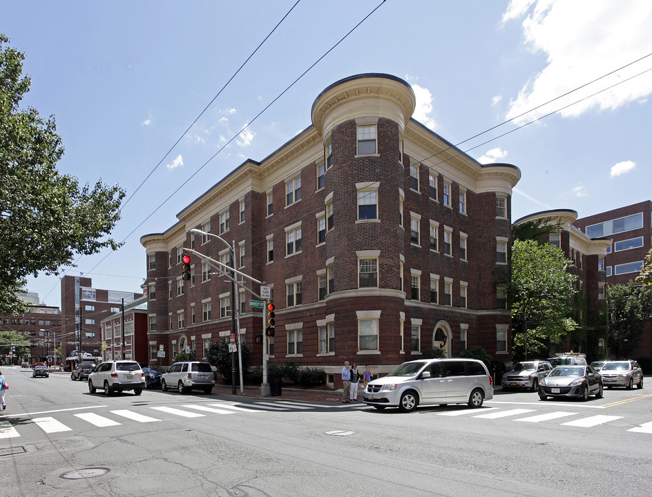 Chapman Arms in Cambridge, MA - Building Photo