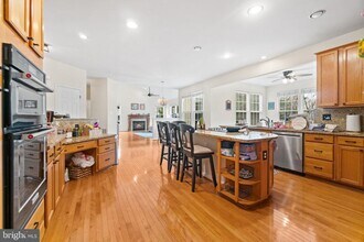 5907 Indian Summer Dr in Columbia, MD - Building Photo - Building Photo