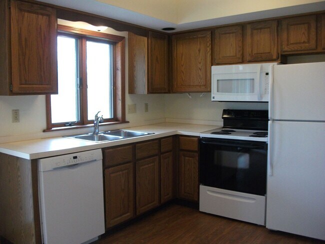 4666 Troop K Rd in Manlius, NY - Building Photo - Building Photo