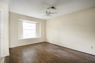 6019 Spellman Rd in Houston, TX - Building Photo - Building Photo