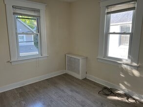 54 Ashwood Ave in Summit, NJ - Building Photo - Building Photo