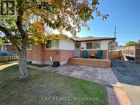 1344 Avenue U in Ottawa, ON - Building Photo