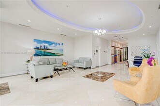 2301 SW 27th Ave, Unit 1400 in Miami, FL - Building Photo - Building Photo