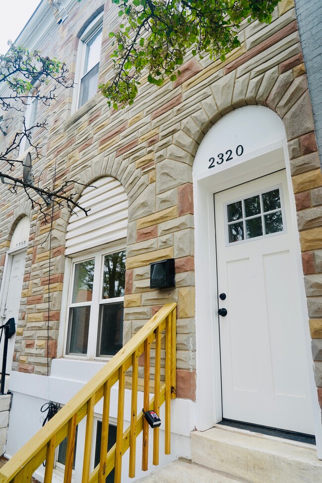 property at 2320 E Preston St