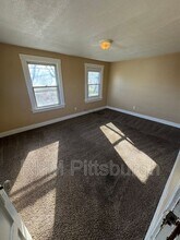 601 Farnsworth Ave in Clairton, PA - Building Photo - Building Photo