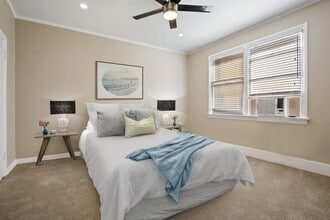 Cochran Apartments in Los Angeles, CA - Foto de edificio - Building Photo