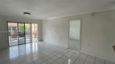 11245 SW 88th St in Miami, FL - Building Photo - Building Photo
