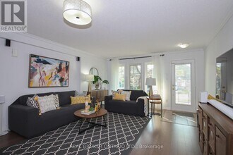 3200 Bentley Dr in Mississauga, ON - Building Photo - Building Photo