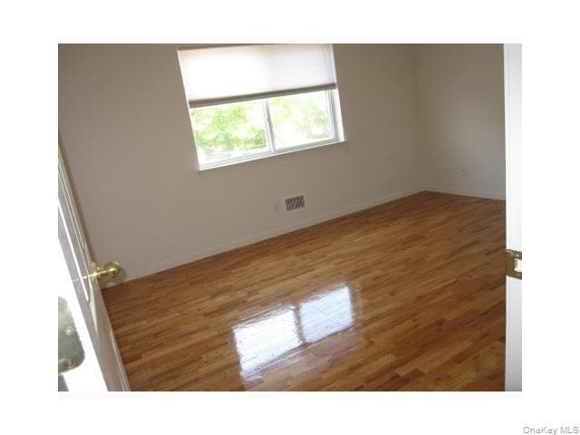 25 College Ave in Nanuet, NY - Building Photo - Building Photo